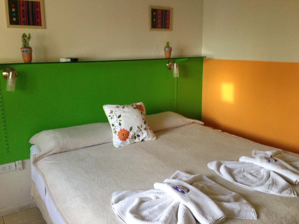 La Posada Del Parque Salta Room photo